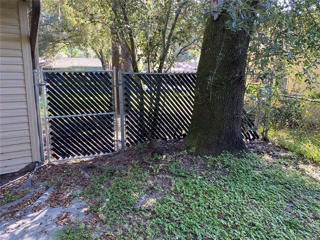 Building Photo - 39648 Meadowood Loop