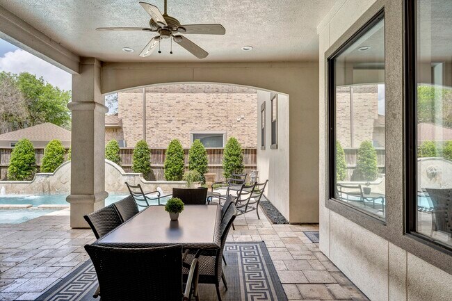 Building Photo - 1111 Joshua Ln