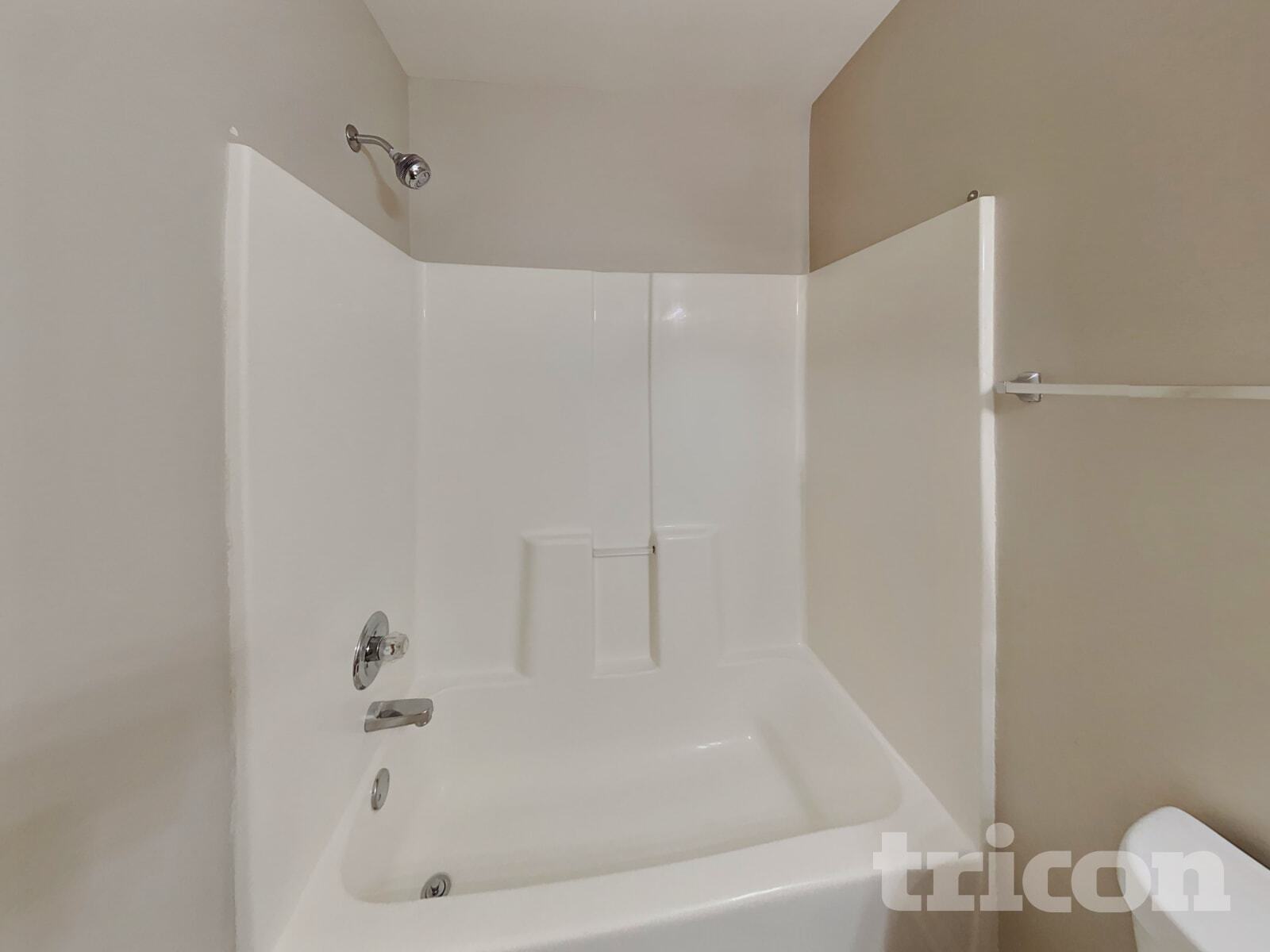 Building Photo - 1007 Golf View Way