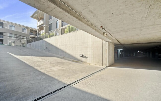 Building Photo - 11640 N Tatum Blvd