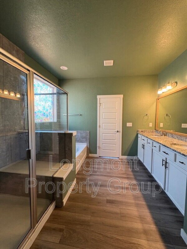 Building Photo - 14632 Longhorn Dr