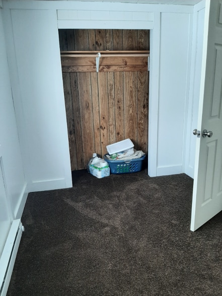 Building Photo - 2410 M