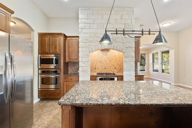 Building Photo - 15913 Spillman Ranch Loop