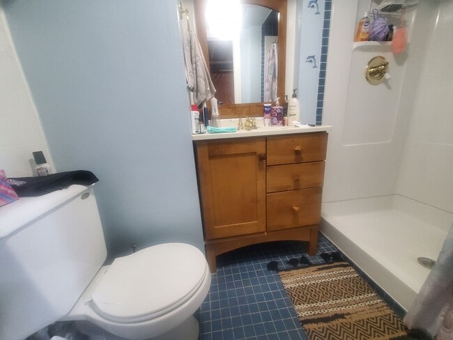 Building Photo - 3 Bedroom Single Family Home