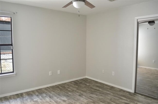 Building Photo - 6400 Santos St