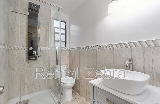 Building Photo - 343 Arlen Dr