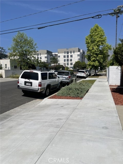 Building Photo - 3807 Mohawk St