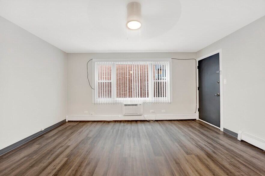 Building Photo - 10339 McVicker Ave