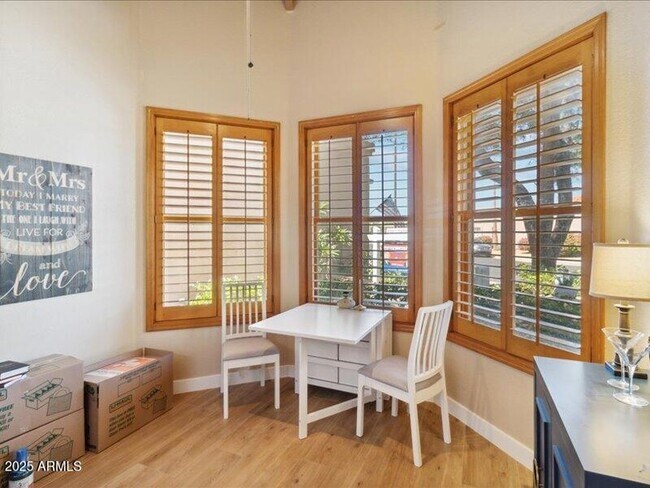 Building Photo - 10563 E Carol Ave