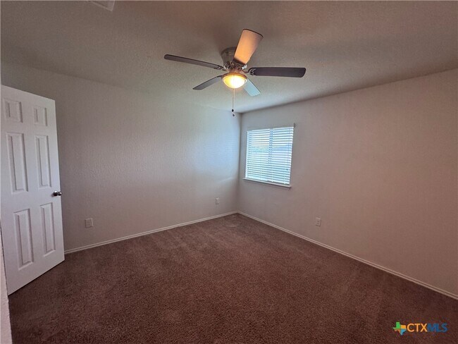 Building Photo - 1310 Stonewall Ridge