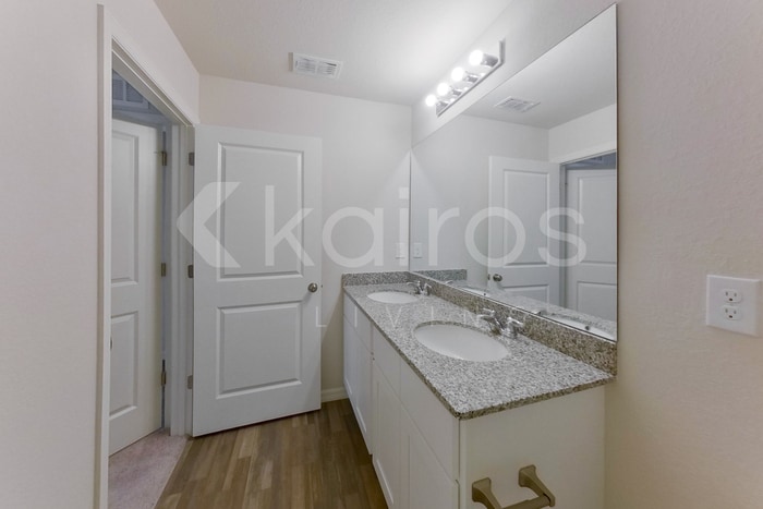 Building Photo - 3158 Alwood St