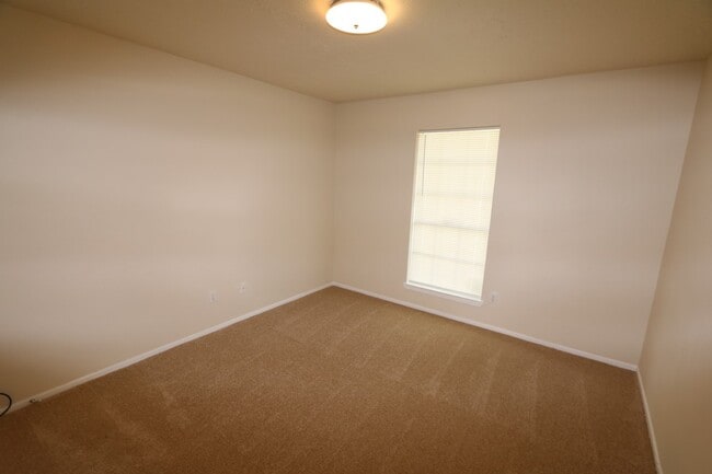 Building Photo - 9618 Rapid River Ln