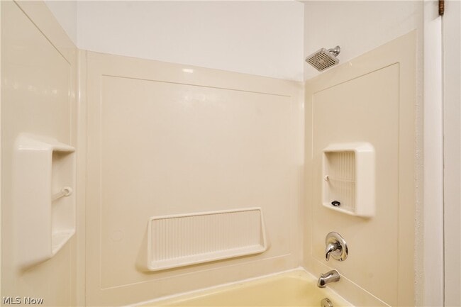 Building Photo - 1056 Endicott Dr