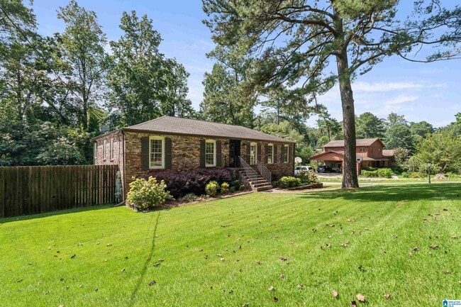 Primary Photo - 3708 Northcote Dr.