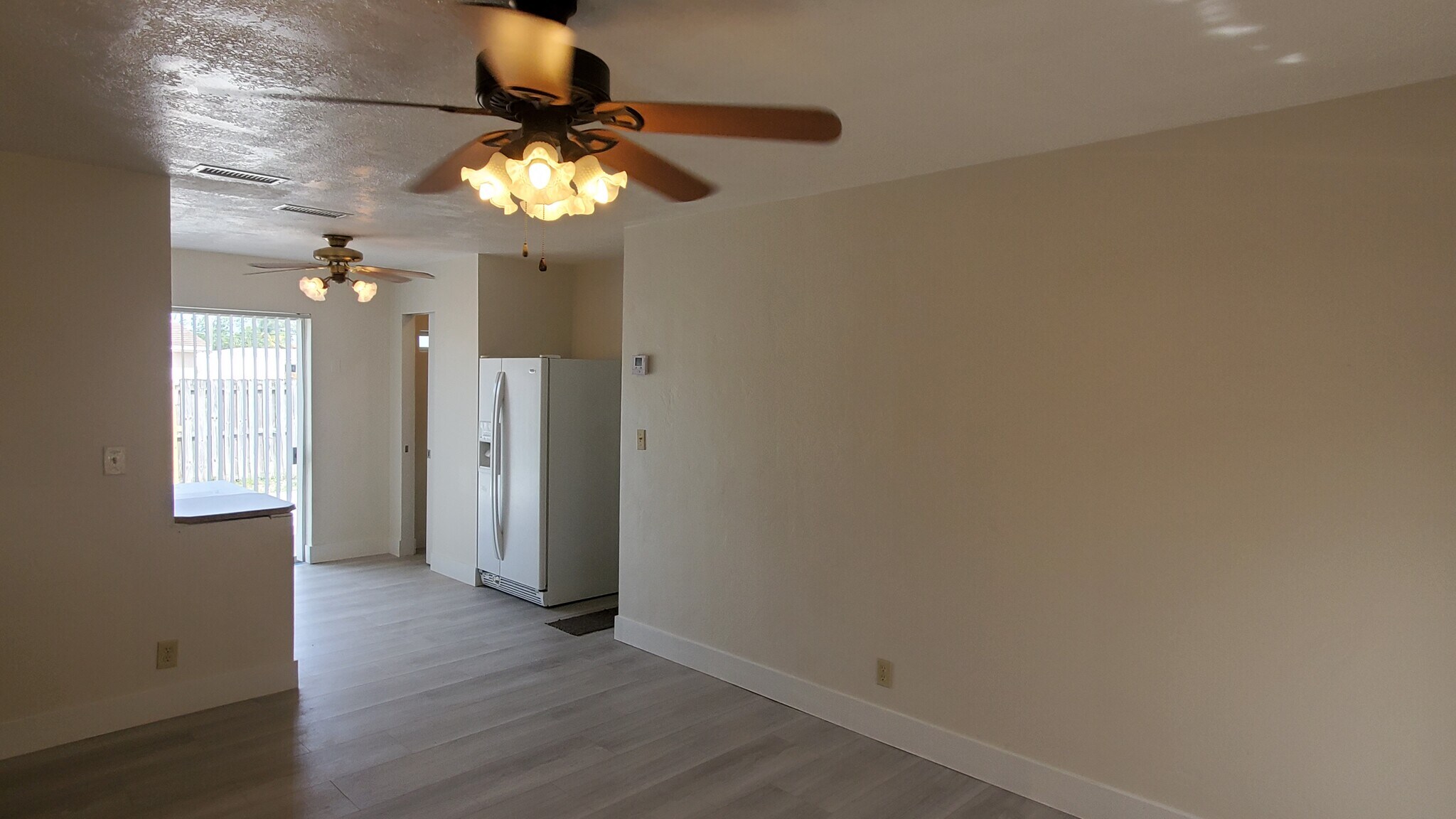 Living room - 4140 NE 3rd Ave
