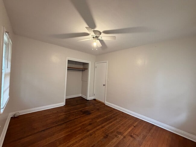 Building Photo - Brick 3/1.5 House in West Rome- $1,250