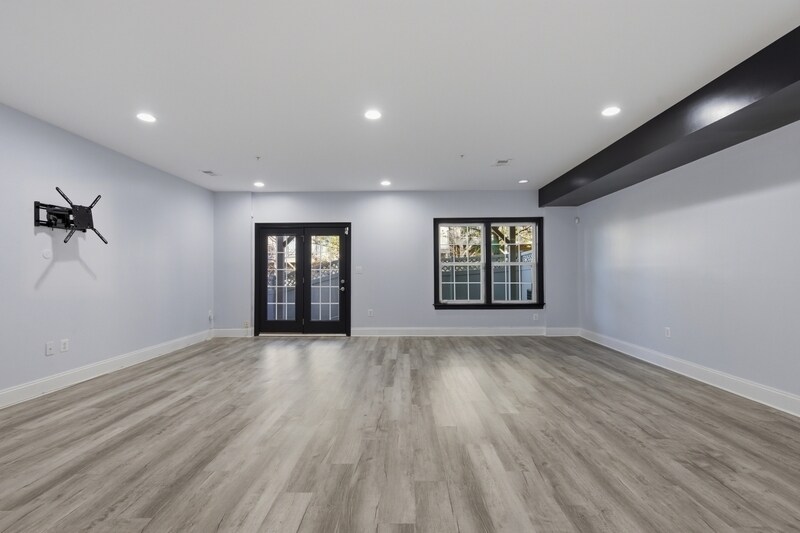 Building Photo - 15816 Swanscombe Lp