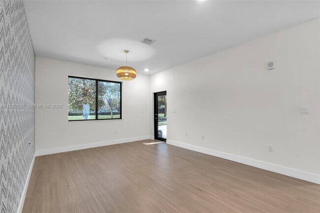 Building Photo - 8363 NW 41st St