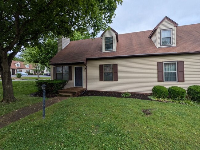 Primary Photo - 1107 Quail Ct W