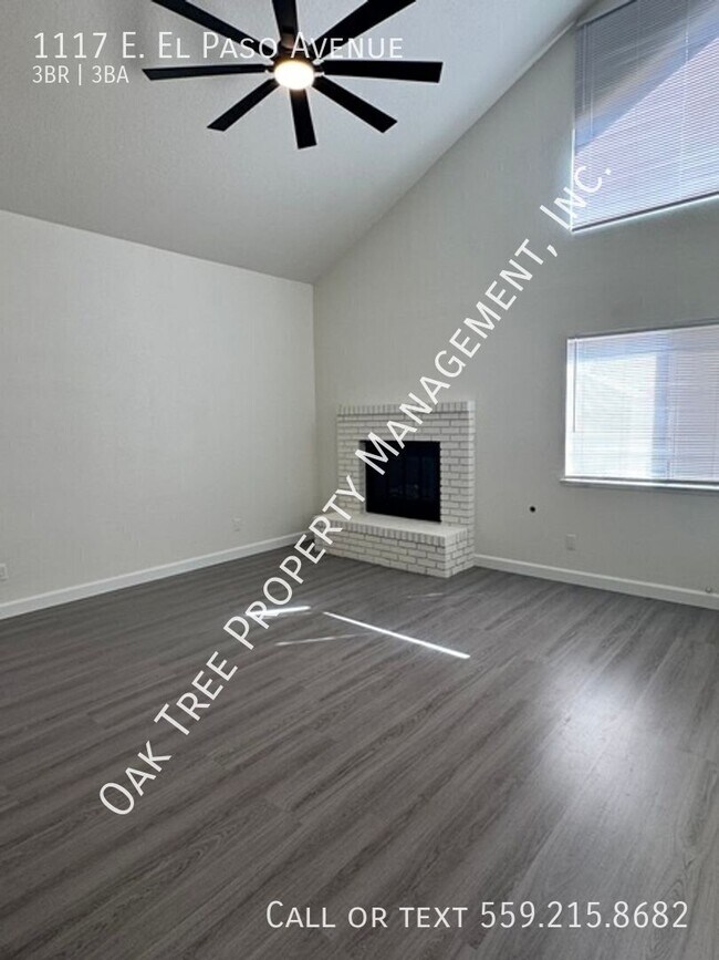 Building Photo - 1117 E El Paso Ave