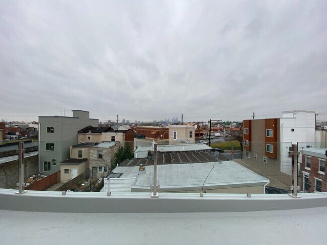 Building Photo - 2609 Almond St