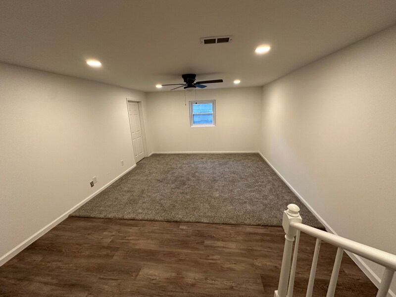 Building Photo - 301 Spring Hollow Rd