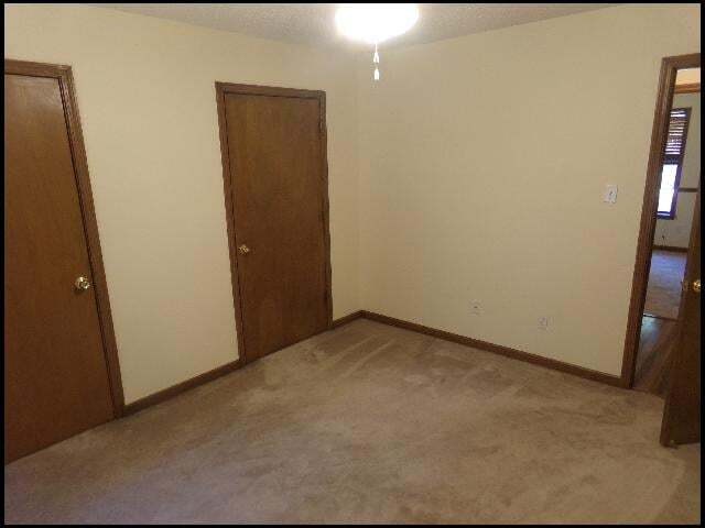 Building Photo - 1068 Fox Hunt Trail