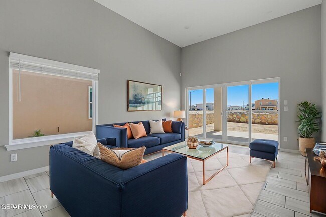 Building Photo - 908 Ada Ln