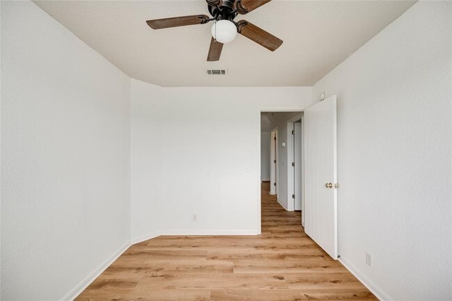 Building Photo - 348 Spillway Dr