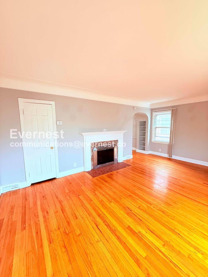 Building Photo - 20129 Stratford Rd