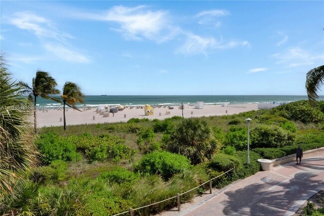 Building Photo - 100 Lincoln Rd