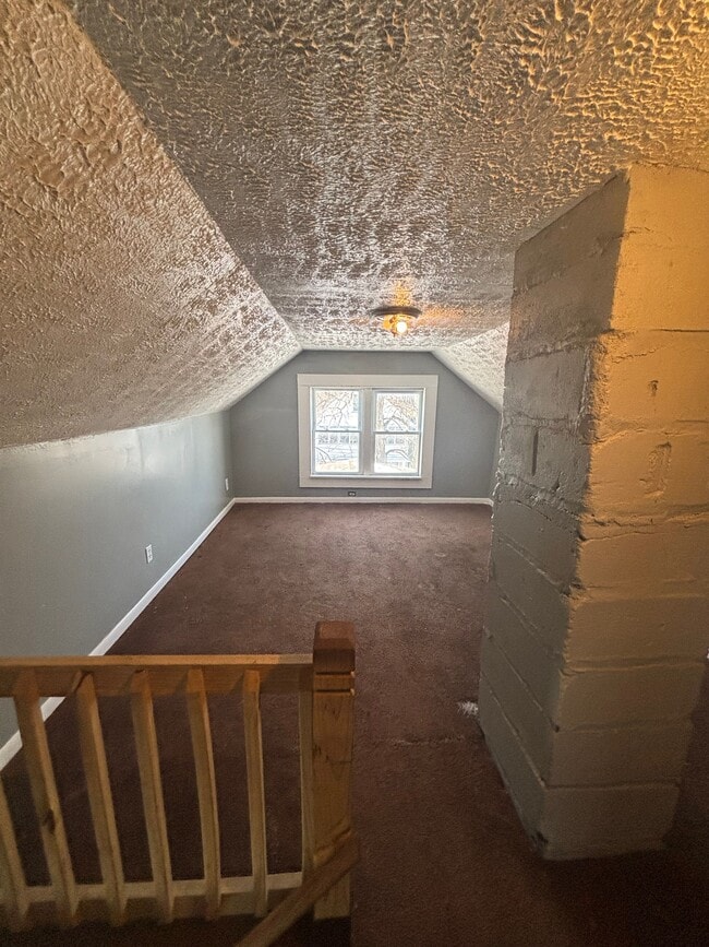 Building Photo - 365 E 161st St