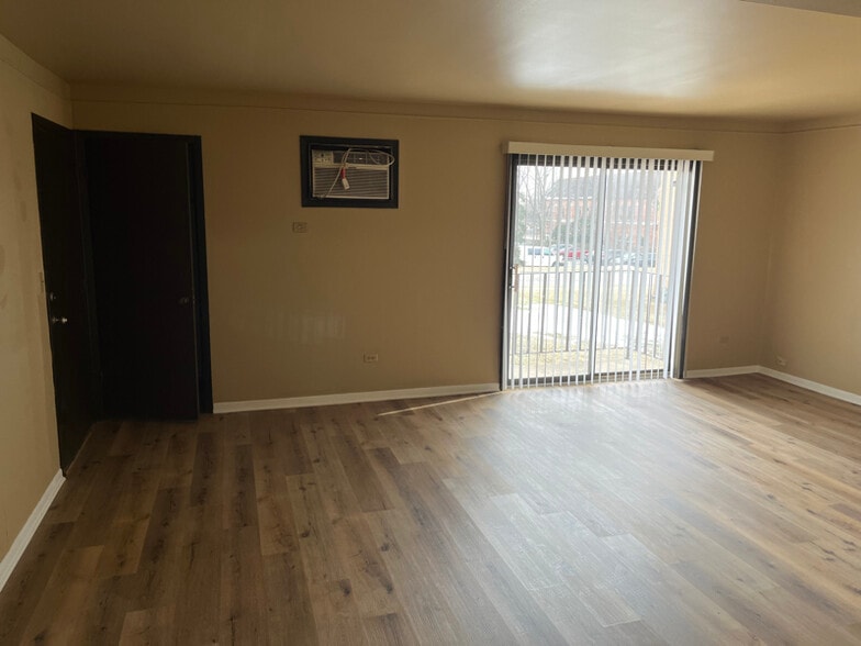 Building Photo - 7718 Wildwood Ct