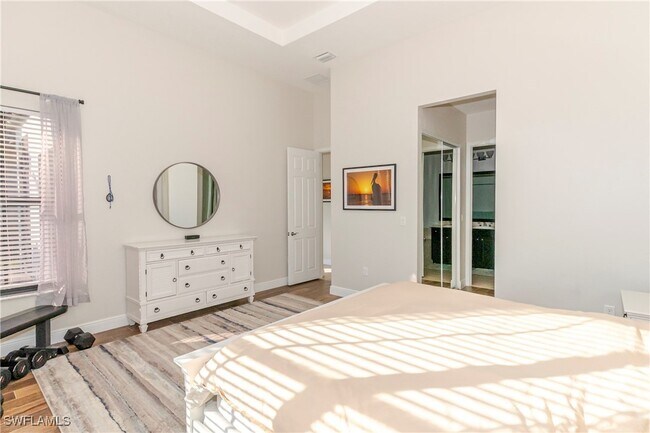 Building Photo - 5104 Salerno St