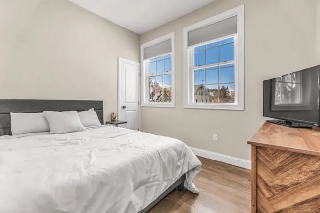 Building Photo - 19 Ellis St