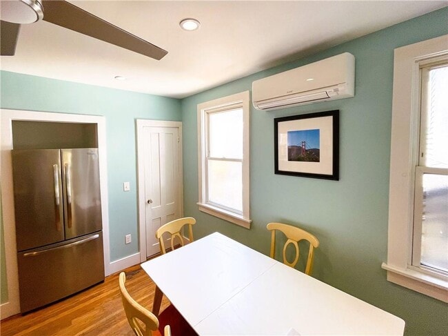 Building Photo - 6 Pope St