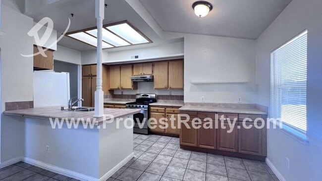 Building Photo - 15095 Laurelwood Pl