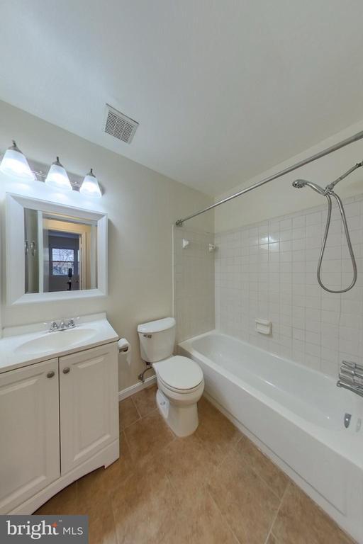 Building Photo - 4939 McFarland Dr