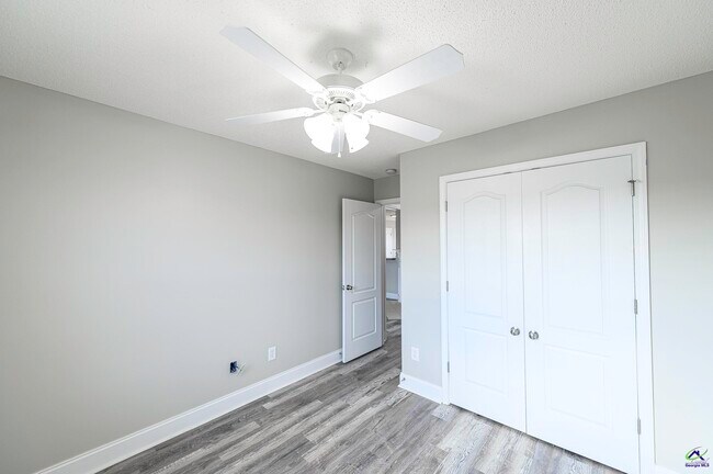 Building Photo - 307 Nile Ln