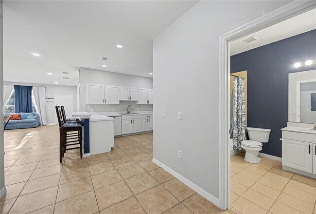 Building Photo - 3158 Sun Lake Ct