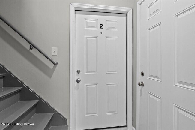 Building Photo - 1018 S 47th St