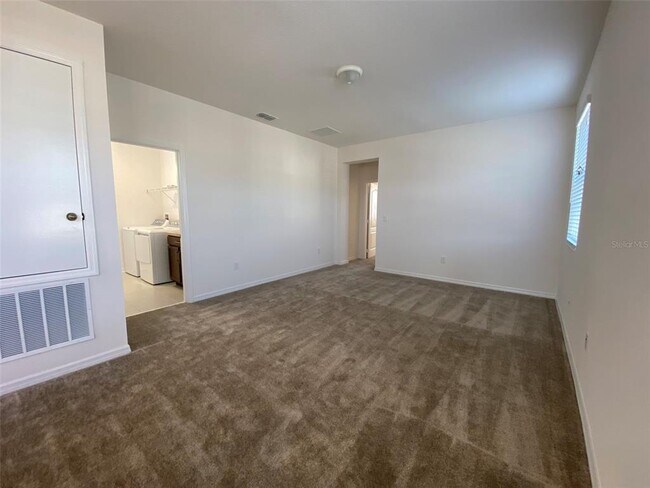 Building Photo - 17047 Wynford Ln
