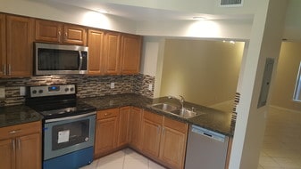 Building Photo - 9825 NW 56th Pl