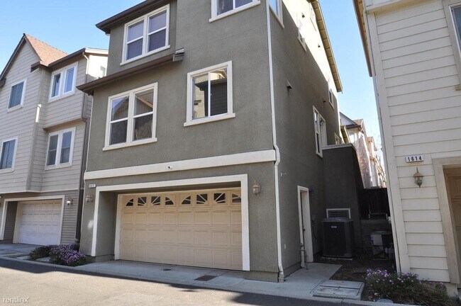 Building Photo - 1612 Salamoni Ct