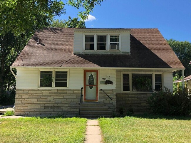 Front of house - 218 10th St NW