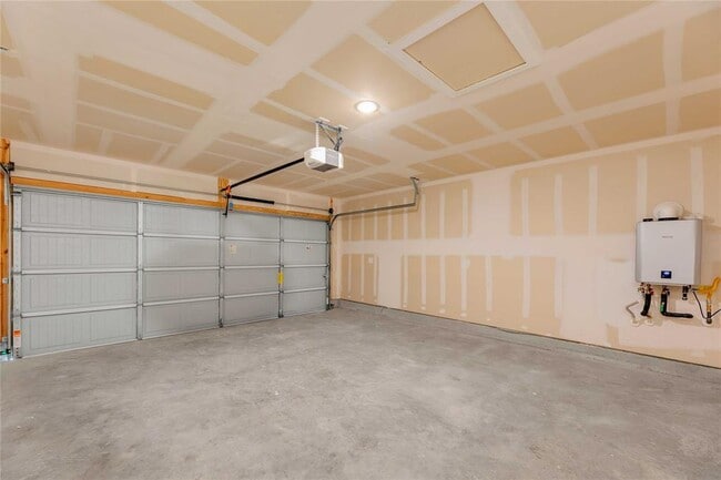 Building Photo - 263 Ottawa Way