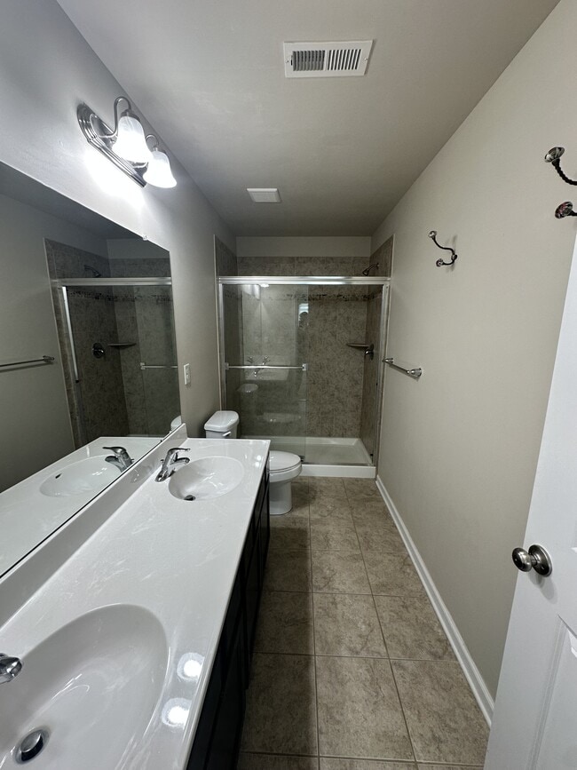 Building Photo - 255 Wilmore Dr