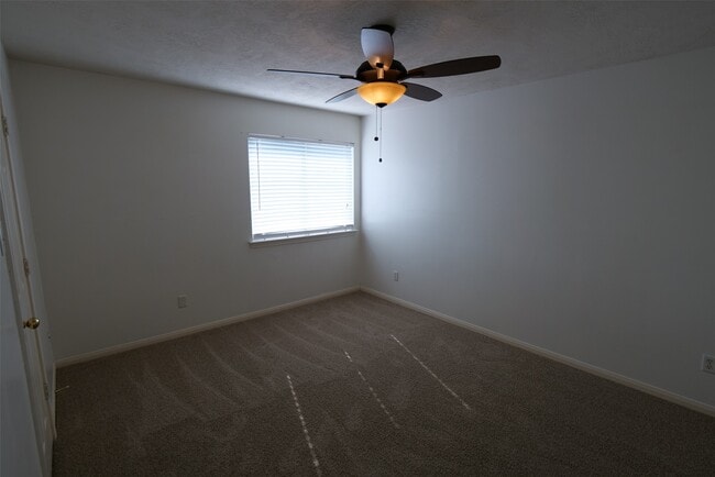 Building Photo - 5510 Bear Cave Ln