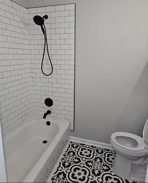 Building Photo - 1815 Columbia St