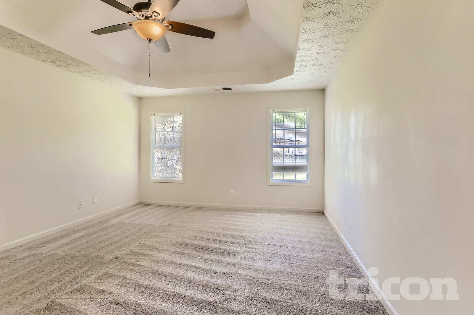 Building Photo - 2500 Huntington Dr